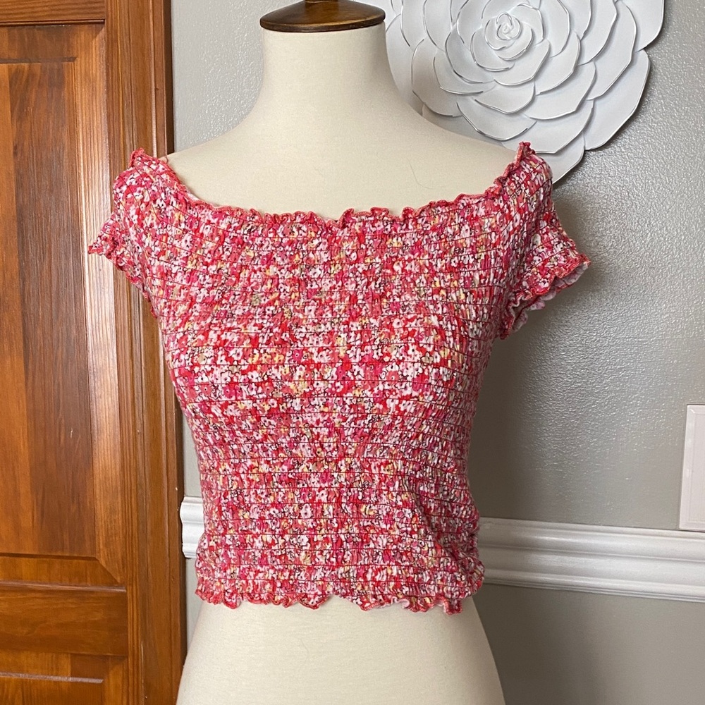 SO Pink Floral Smocked Crop Top